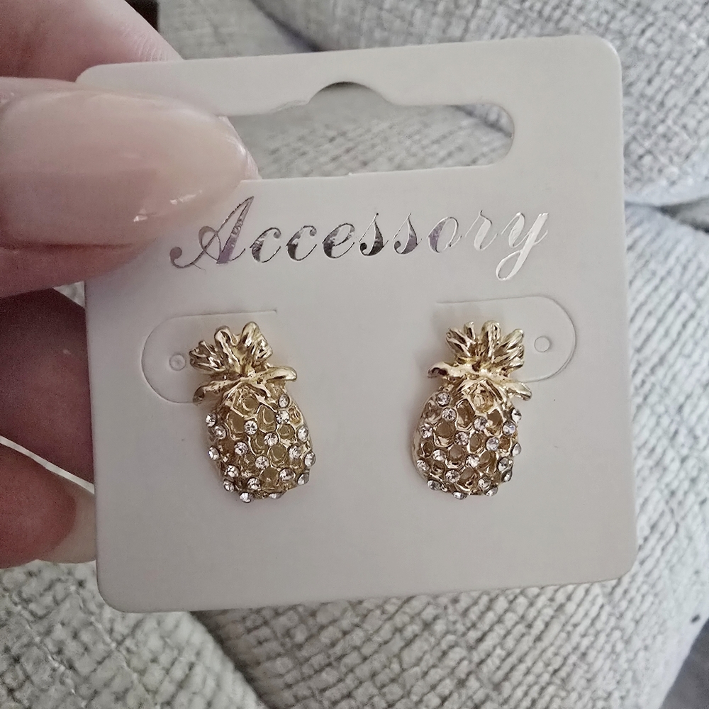 Pineapple Gold Rhinstone Stud Earrings NEW